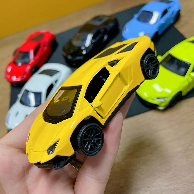 Coche de Metal Diecast 1:43 Modelo Deportivo con Puertas Abiertas, Juguete Pull-Back para Niños, Adorno de Automóvil