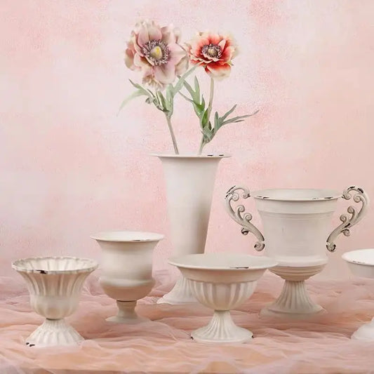 Jarrón Antiguo Blanco de Hierro Nostálgico - Contenedor de Arreglo Floral de Estilo Europeo con Asas, Decoración Vintage para Mesa