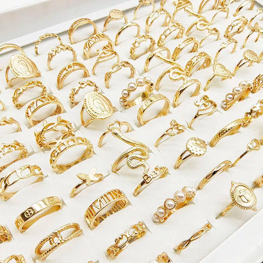 Anillos de dedo dorados: Encanto animal y elegancia en 30 piezas por lote