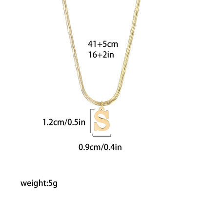 Collar con colgante de acero inoxidable chapado en oro del alfabeto de A-Z para mujer, cadena de serpiente con letra inicial, collares de clavícula, joyería para el cuello