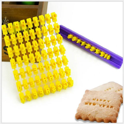 Molde de Repostería 3D para Alfabeto y Números, Cortador de Galletas y Fondant, Sello de Relieve para Tartas, Molde DIY Amarillo