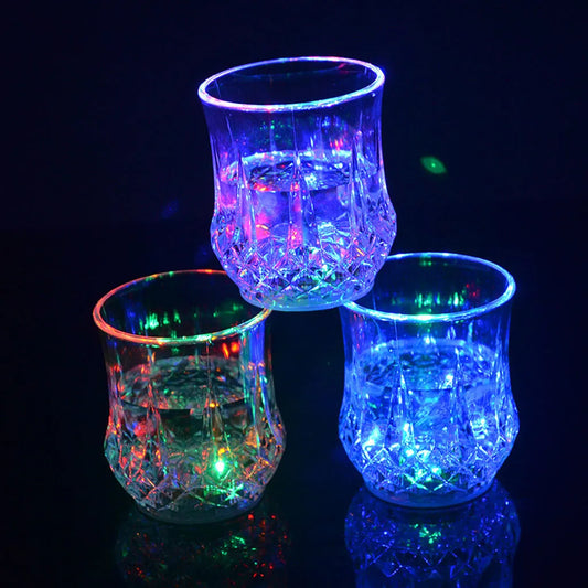 Vaso LED Automático Estilo Cristal con Luz Multicolor para Vino, Cerveza y Whisky - Ideal para Fiestas y Navidad