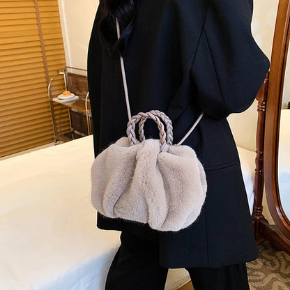 Bolso de hombro de felpa para mujer, bandolera plisada de piel sintética cálida, bolso Hobos, Bolso pequeño dulce, moda de otoño e invierno