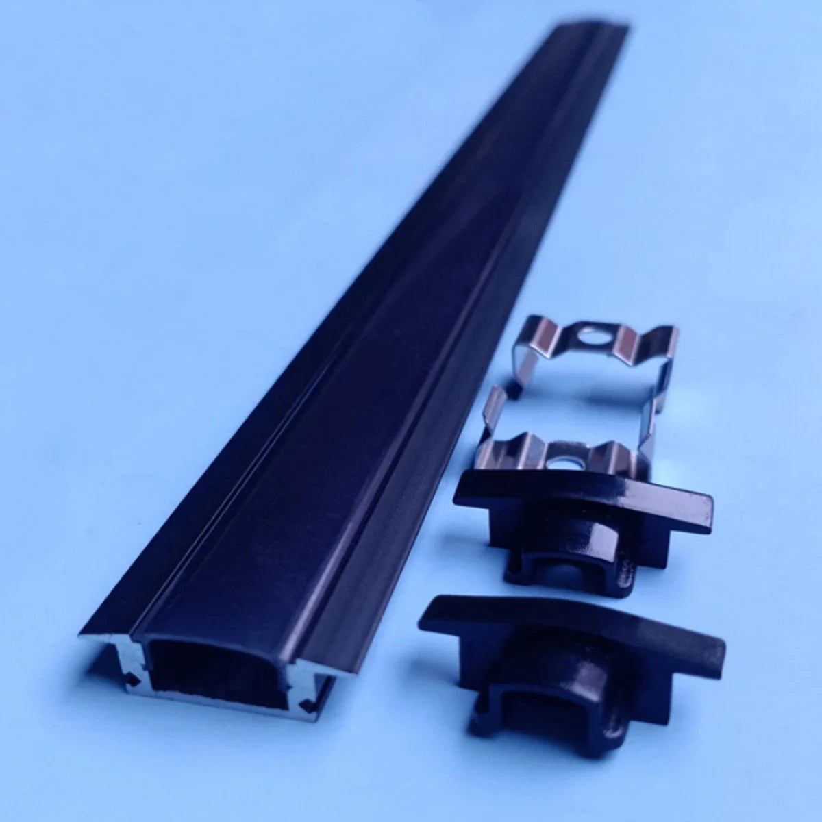 Perfil de Aluminio en Forma V/YW/U de 0.5m para Tira LED, Soporte de Canal, Cubierta DIY en Acabado Negro/Plata, Tiras de Canal de Cubierta Lechosa/Negra