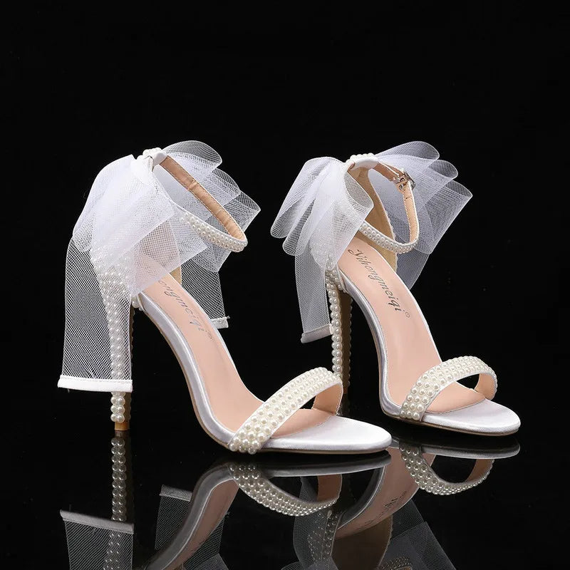 Sandalias de Tacón Alto  - Elegantes con Punta Abierta, Adornos de Rhinestones y Perlas para Novias