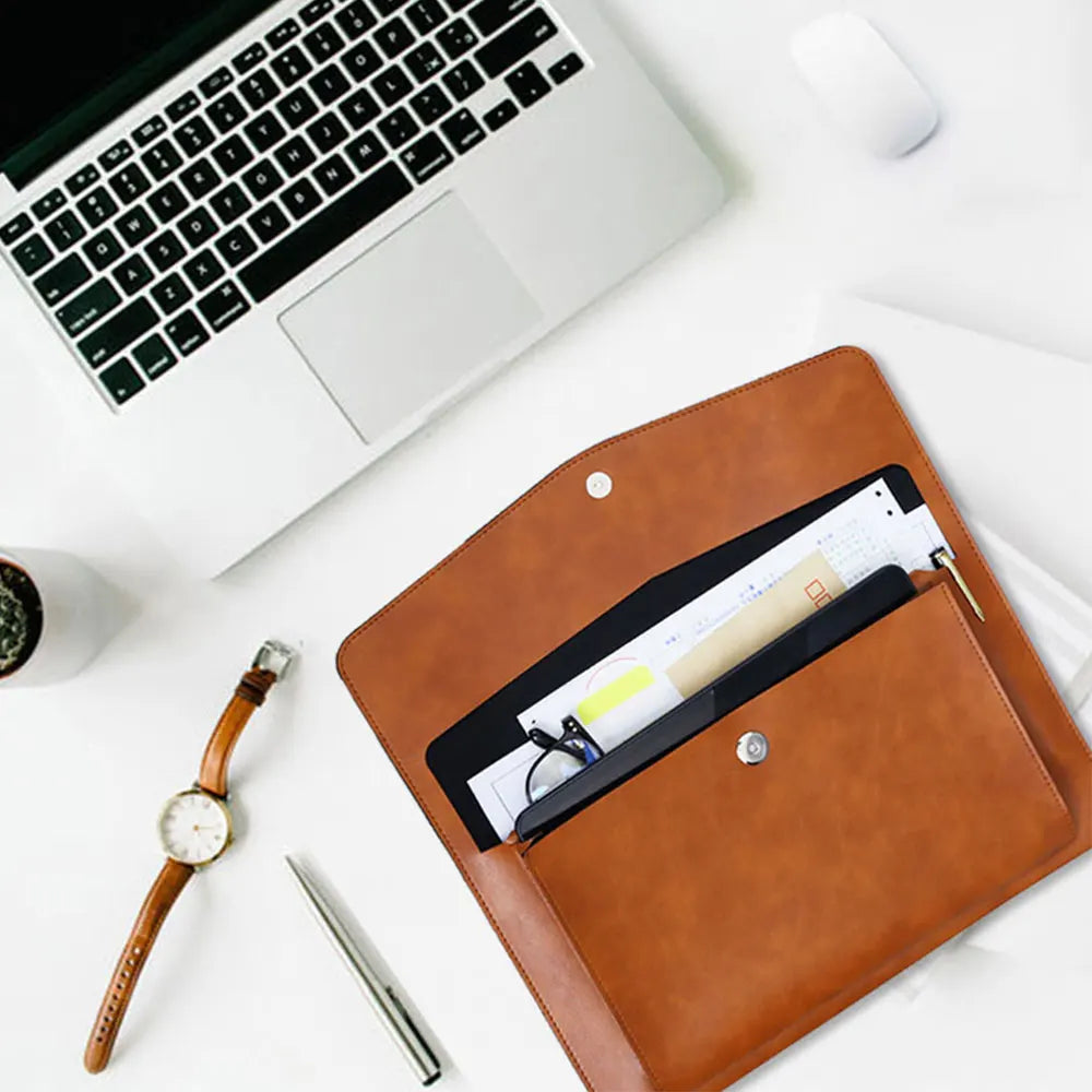 Cartera de Cuero Personalizada con Letras – Folder de Archivos A4 para Negocios con Cierre Magnético y Estuche para Laptop