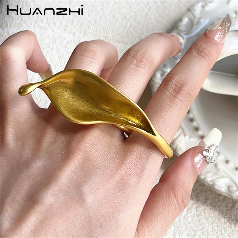 Anillo de Metal con Forma de Hoja Exagerada para Mujer - Joyería Abierta de Estilo Punk Vintage