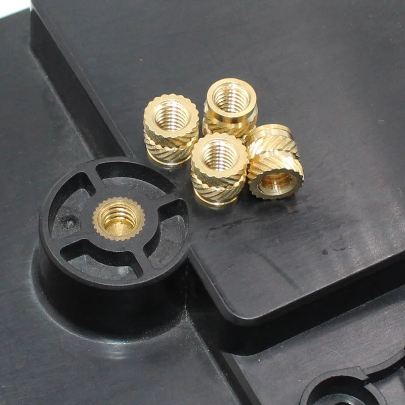 Tuercas de Inserción de Latón para Impresoras 3D | M2, M3, M4, M5, M6 | Molding Térmico y Doble Inyección