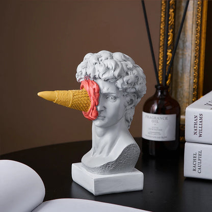 Figura Decorativa Moderna de David - Escultura Nórdica de Helado para Decoración del Hogar y Oficina
