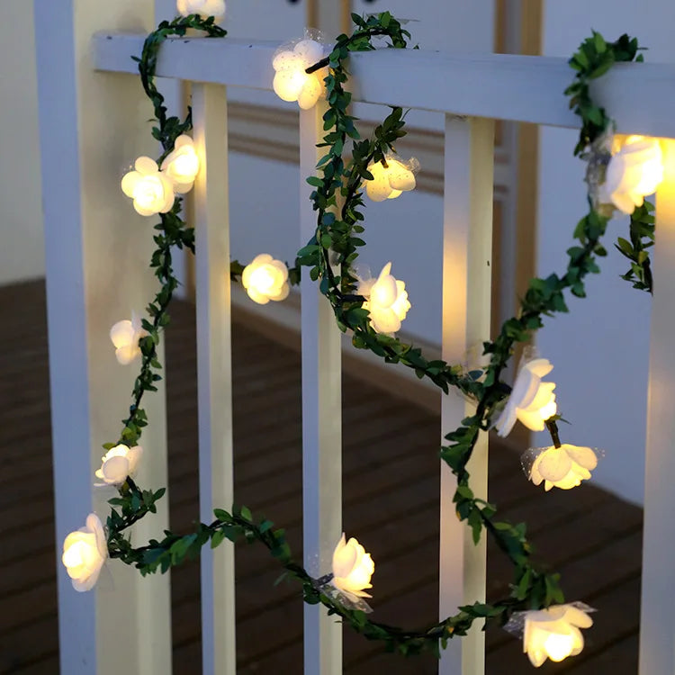 Cadena de Luces LED de Rosas Blancas 1.5/3M - Decoración de Mesa para Bodas y Eventos
