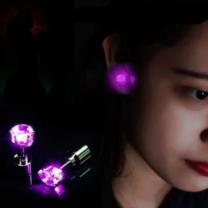 Pendientes LED Luminosos en Forma de Corona - Aretes Brillantes para Mujeres y Niñas, Regalo de San Valentín, Props para Clubes