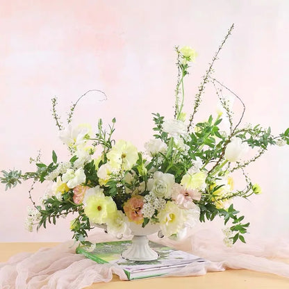 Jarrón Antiguo Blanco de Hierro Nostálgico - Contenedor de Arreglo Floral de Estilo Europeo con Asas, Decoración Vintage para Mesa