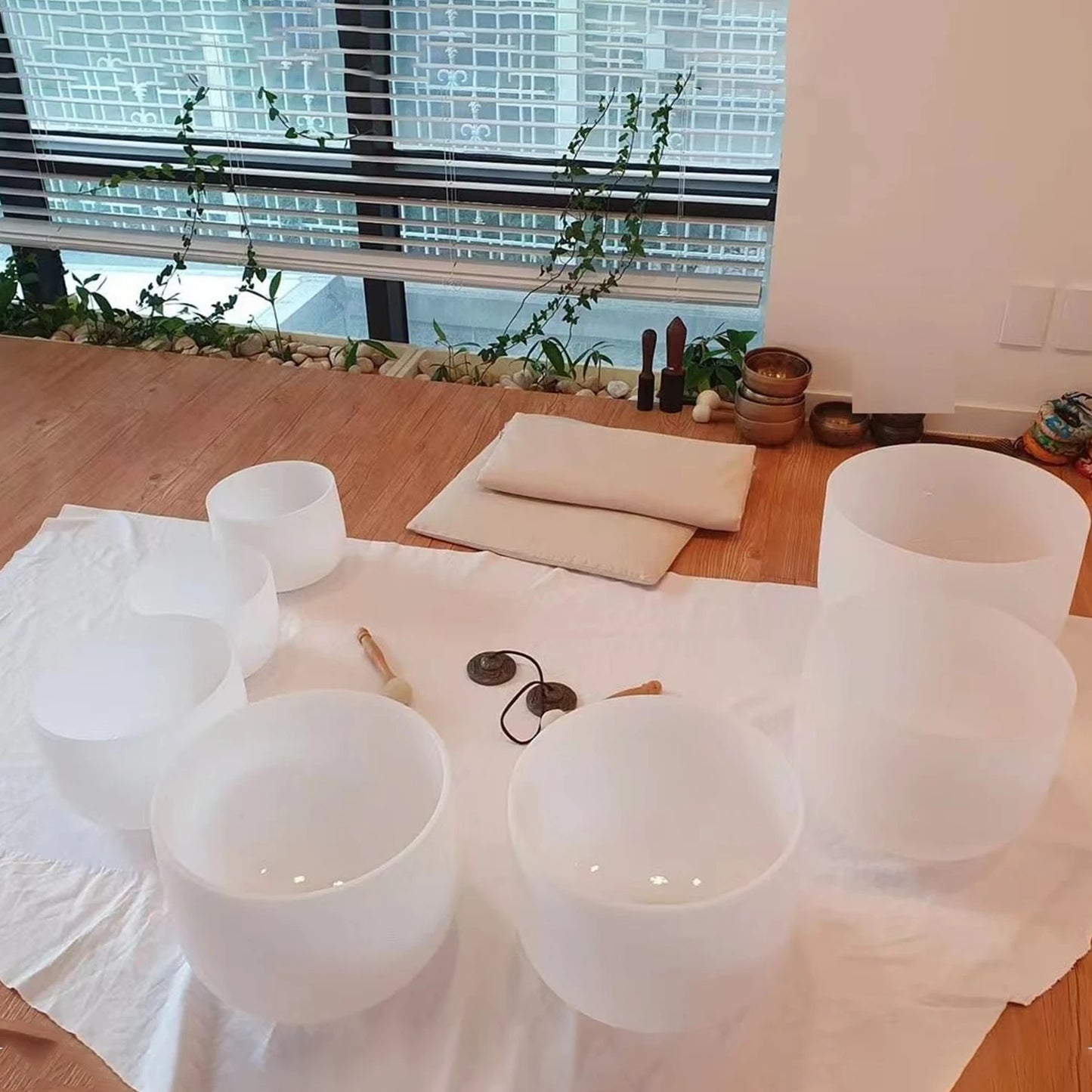 Set de 7 Cuencos de Cristal Hye-eun de 7"-12" para Chakras con Estuches de Transporte - Ideal para Yoga, Meditación, Sanación del Sonido y Relajación Profunda
