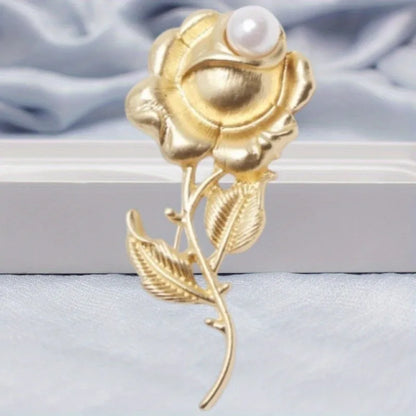 Broche Clásico de Acrílico y Aleación de Zinc para Mujer - Accesorio de Moda con Tema de Belleza