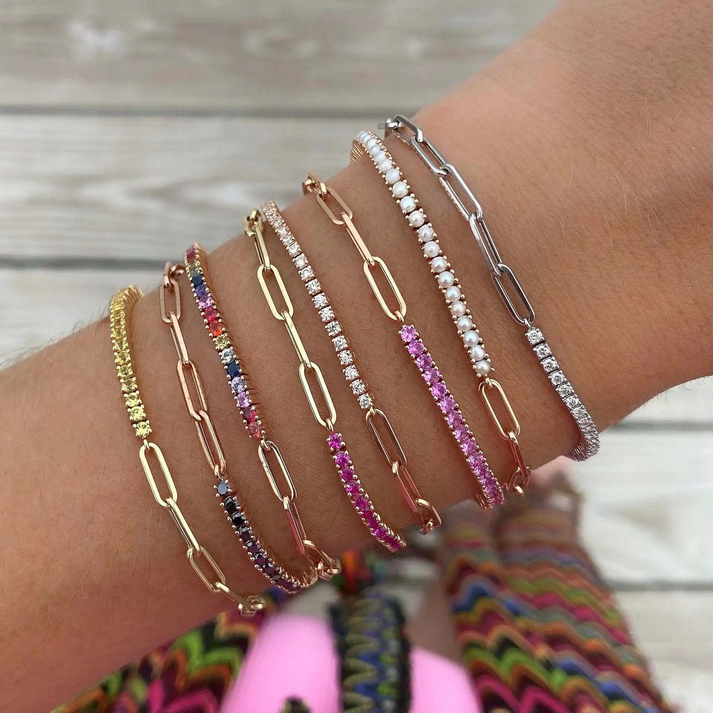 Brazalete de Lujo con Zirconia Cúbica en Color Oro - Pulsera de Tenis para Mujer, Joyería de Moda