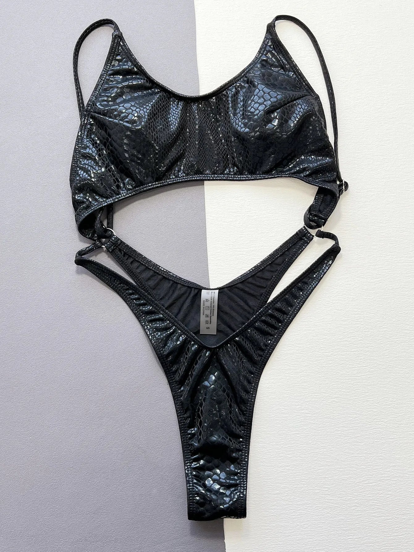 Bañador de Una Pieza para Mujer con Estampado de Serpiente Negro y Efecto Metálico - Traje de Baño Hollow Espalda Descubierta